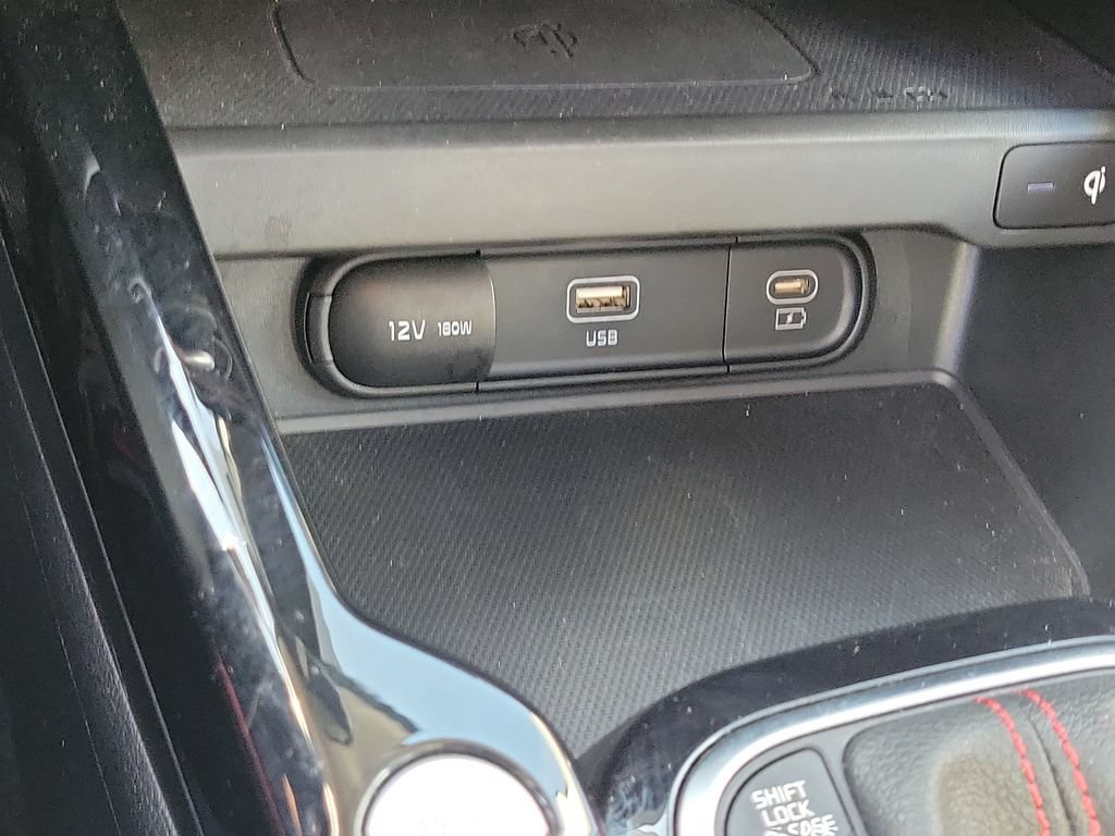 Certified 2023 Kia Soul GT-Line FWD image 18