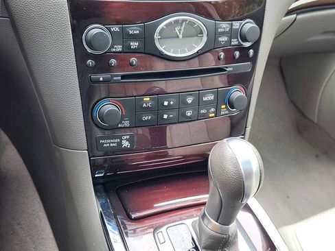 Used 2012 INFINITI G37 Journey w/ Premium Pkg RWD image 19