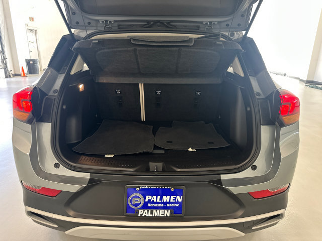 Used 2023 Buick Encore GX Preferred w/ Cold Weather Comfort Package FWD image 28