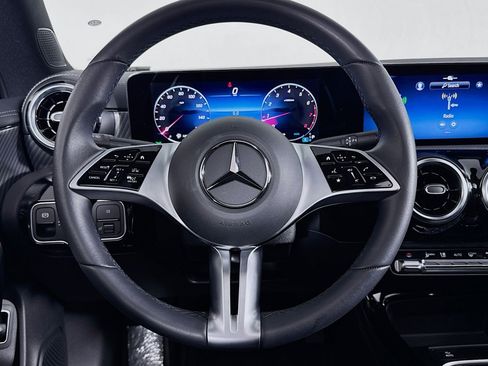Certified 2026 Mercedes-Benz CLA 250 4MATIC image 19