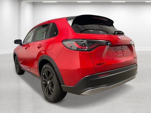New 2026 Honda HR-V Sport image 3