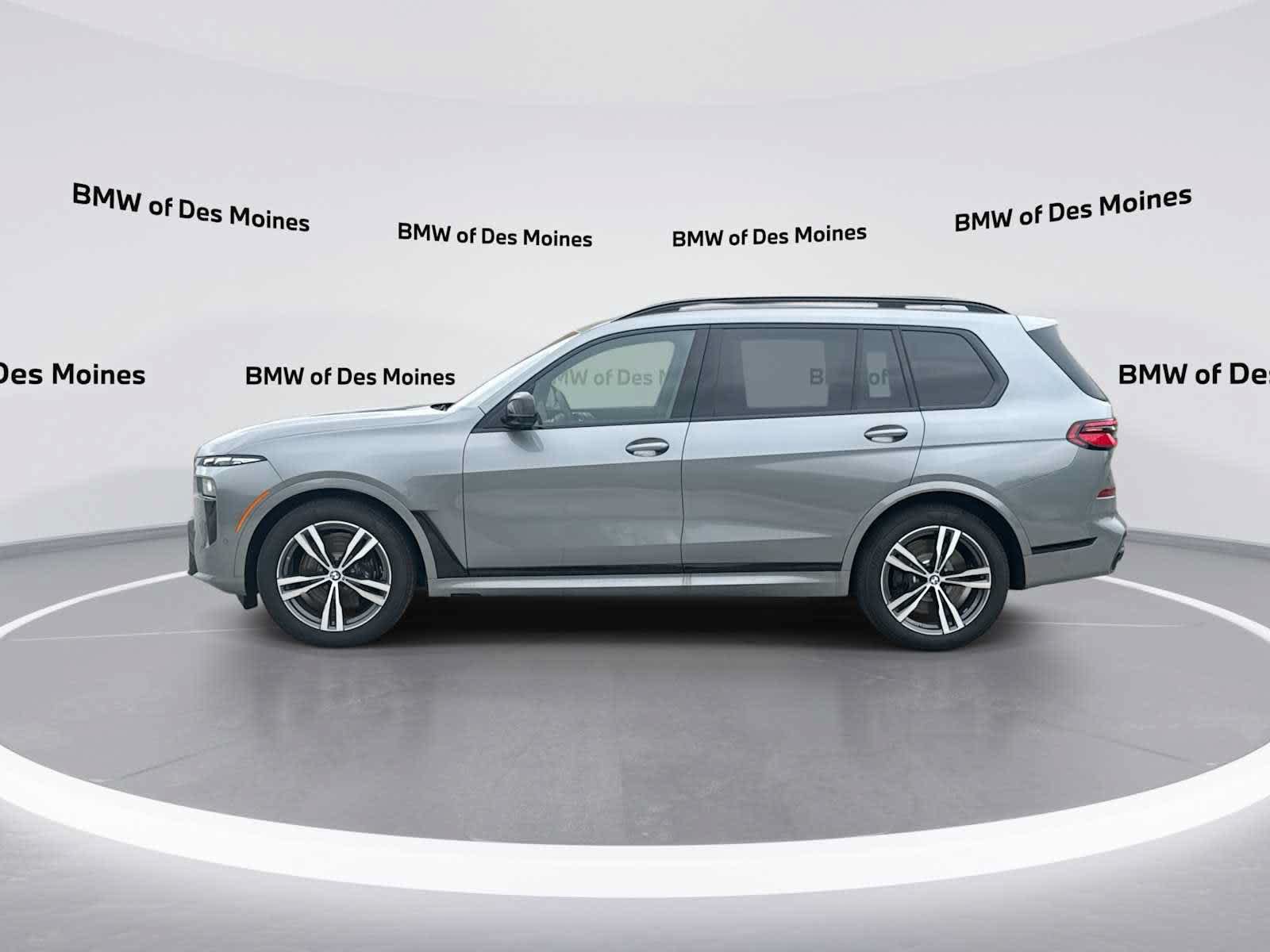Used 2026 BMW X7 M60i w/ M Sport Professional Package AWD/4WD image 5