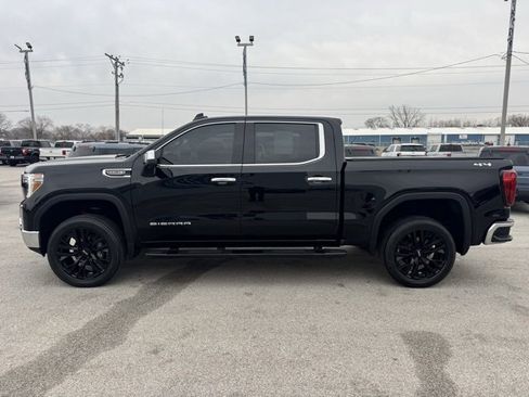 Used 2021 GMC Sierra 1500 SLT image 2