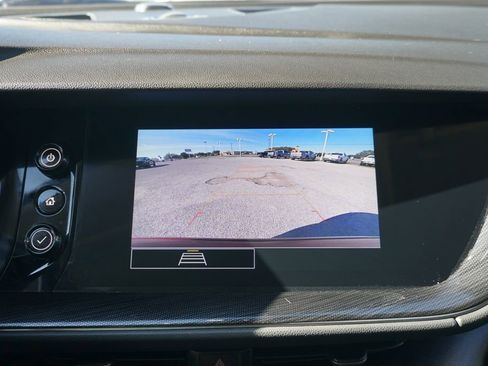 Used 2023 Buick Envision Preferred image 32