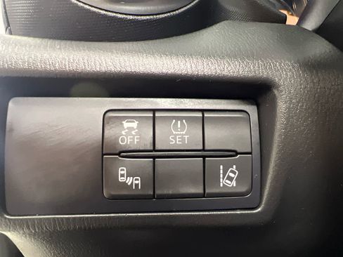 Used 2016 MAZDA MX-5 Miata Grand Touring RWD image 20