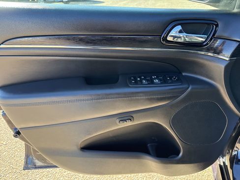 Used 2019 Jeep Grand Cherokee High Altitude image 10