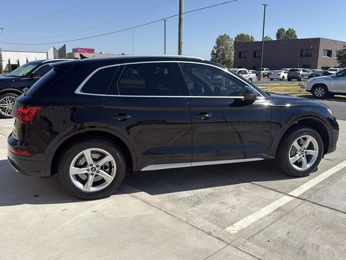 Used 2021 Audi Q5 2.0T Premium w/ Convenience Package AWD/4WD image 10