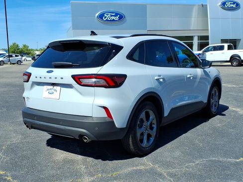 Used 2025 Ford Escape ST-Line w/ Tech Pack #1 FWD image 24