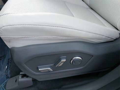 Used 2025 Hyundai Santa Fe SEL image 29