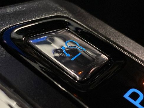 New 2025 Ford F150 Lariat w/ Equipment Group 502A High image 26