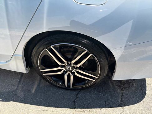 Used 2016 Honda Accord Sport image 13