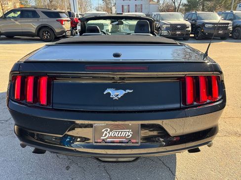 Used 2015 Ford Mustang Premium image 36