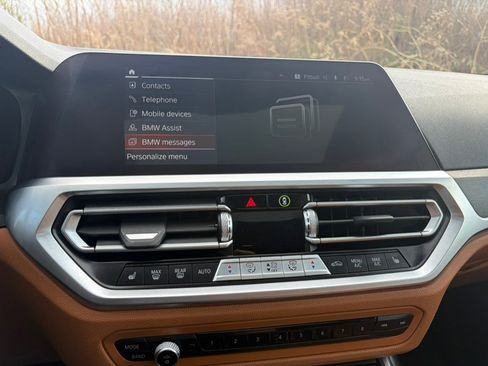 Used 2022 BMW 330i xDrive Sedan w/ Driving Assistance Package image 30