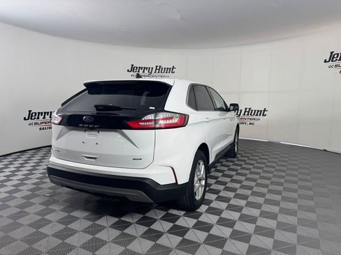 Used 2024 Ford Edge SEL image 10