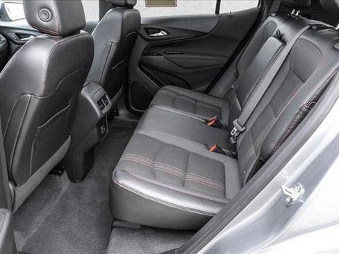 Used 2024 Chevrolet Equinox RS w/ LPO, Floor Liner Package FWD image 21