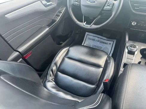 Used 2024 Ford Escape Platinum AWD/4WD image 21