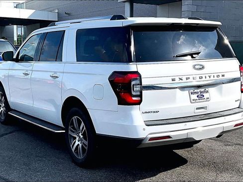 Used 2022 Ford Expedition Max Limited RWD image 3