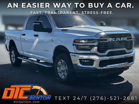 Used 2025 RAM 2500 Big Horn AWD/4WD image 1