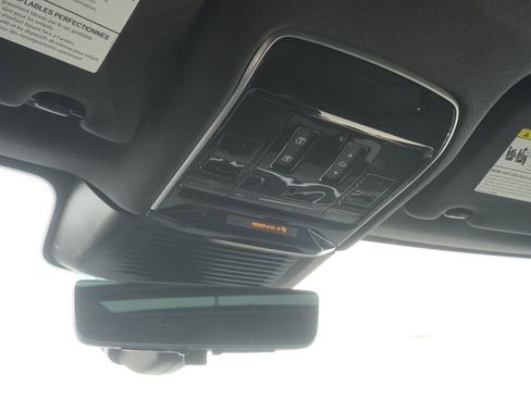 New 2026 Land Rover Range Rover Sport SE image 16