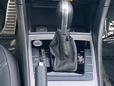 Used 2020 Volkswagen Passat 2.0T SEL image 10