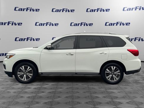 Used 2017 Nissan Pathfinder SL AWD/4WD image 2