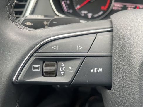 Used 2023 Audi Q5 2.0T Premium w/ Convenience Package image 17