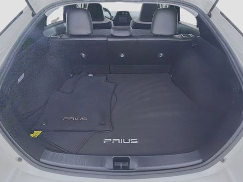 Used 2017 Toyota Prius Three Touring image 26