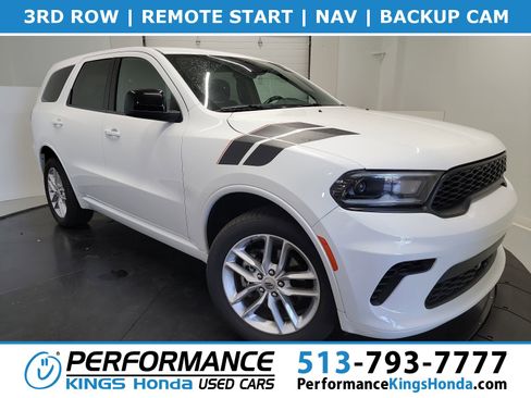 Used 2023 Dodge Durango GT image 1