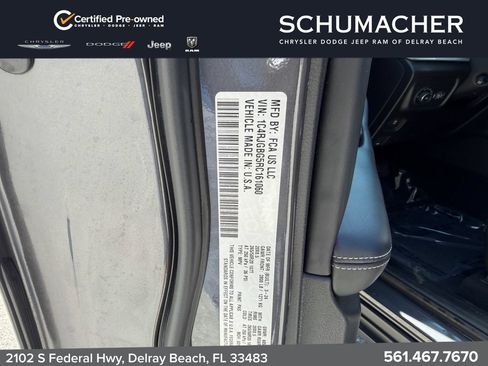 Used 2024 Jeep Grand Cherokee Limited w/ Luxury Tech Group II RWD image 21