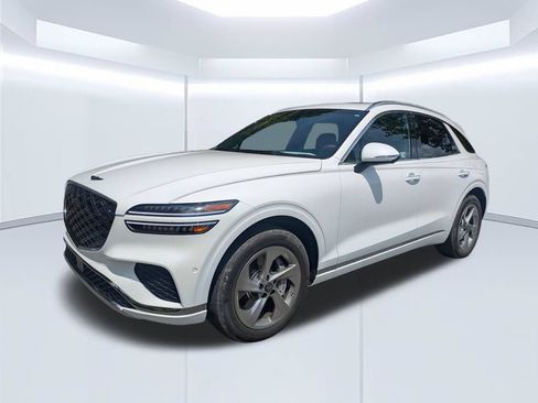 Used 2026 Genesis GV70 2.5T Advanced AWD/4WD image 8