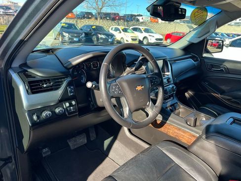 Used 2019 Chevrolet Tahoe LT image 15