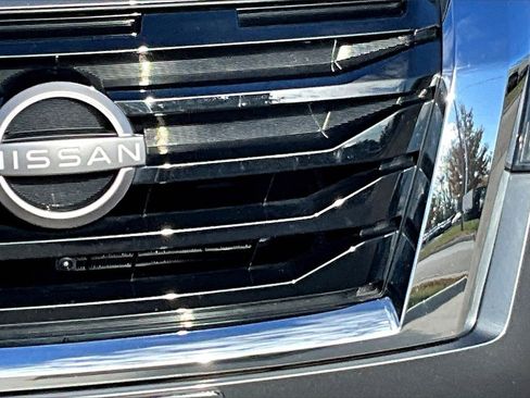 Used 2022 Nissan Pathfinder Platinum w/ Cargo Package image 11