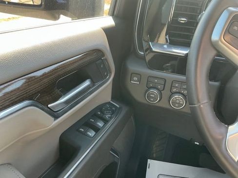 Used 2025 Chevrolet Silverado 2500 LT w/ All Star Edition image 25