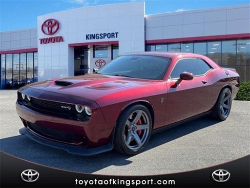 Used 2018 Dodge Challenger SRT Hellcat image 1