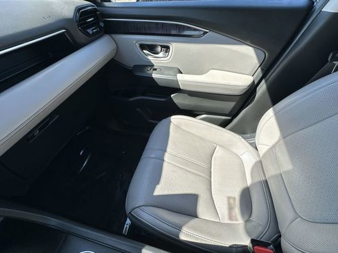 Used 2024 Honda Pilot Elite image 26