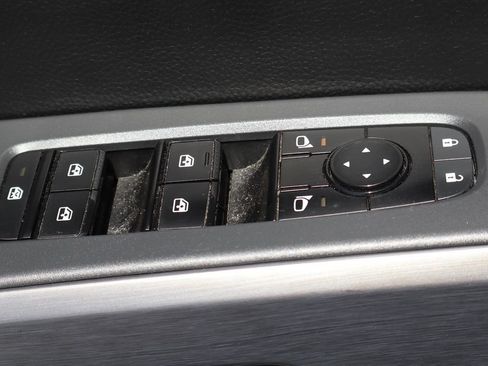 Used 2023 Nissan Pathfinder Rock Creek AWD/4WD image 18