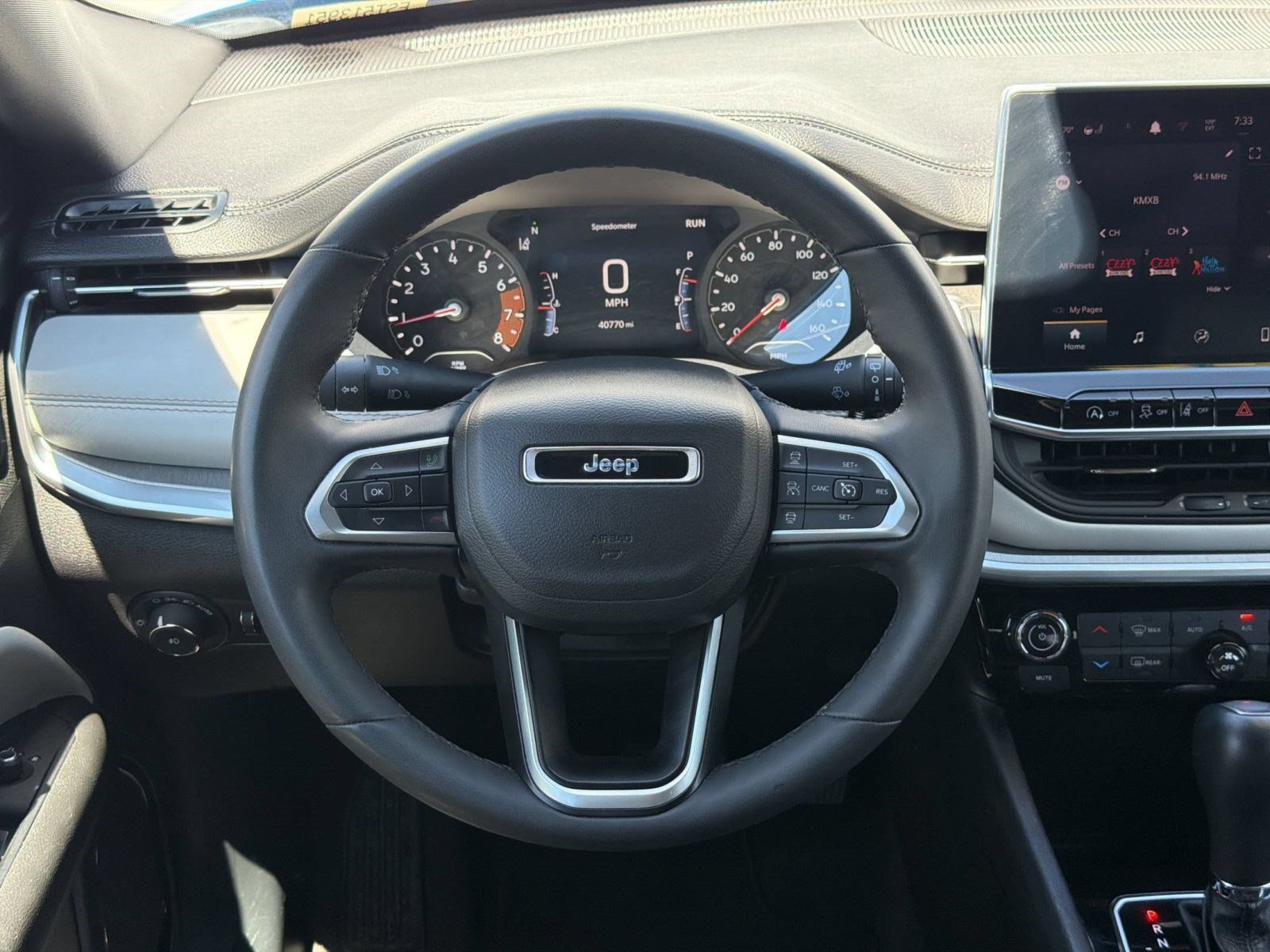 Used 2025 Jeep Compass Limited AWD/4WD image 25