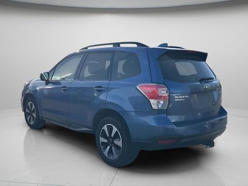 Used 2018 Subaru Forester 2.5i Premium image 6