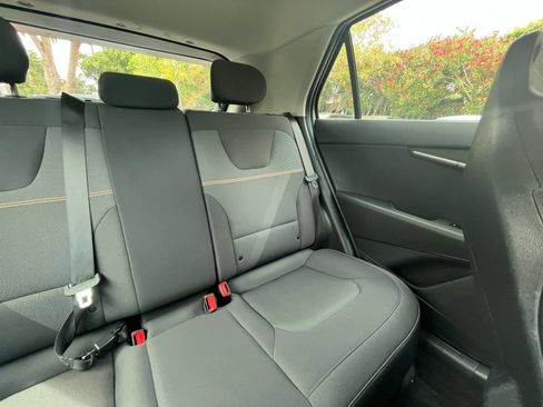 Used 2026 Kia Niro LX FWD image 35