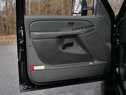 Used 2007 Chevrolet Silverado 3500 LT w/ Heavy-Duty Power Package image 17