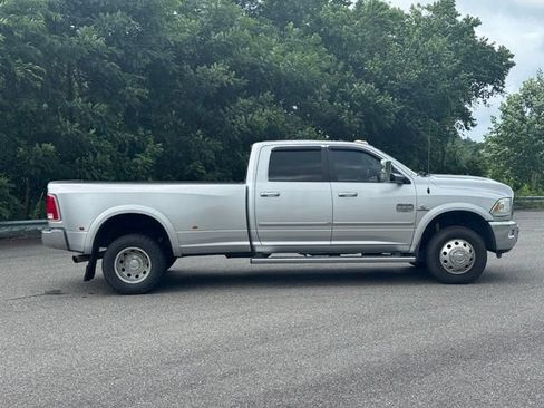 Used 2015 RAM 3500 Laramie Longhorn w/ Convenience Group AWD/4WD image 9
