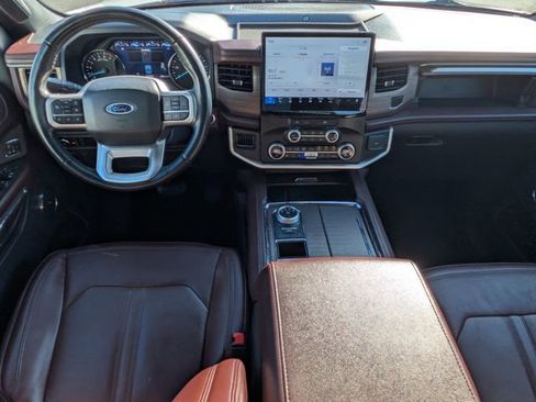 Certified 2024 Ford Expedition Limited RWD image 15