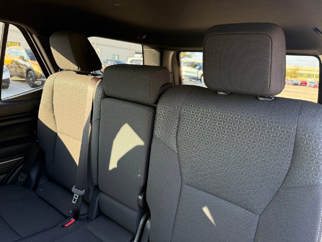 Used 2025 Toyota 4Runner SR5 AWD/4WD image 24