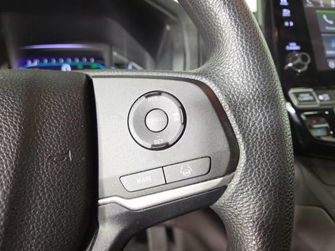Used 2018 Honda Odyssey EX image 24