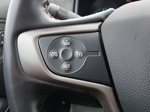 Used 2022 GMC Canyon AT4 w/ Trailering Package image 17