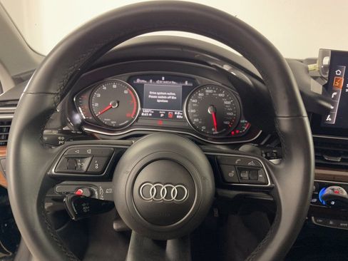 Used 2023 Audi A4 2.0T Premium w/ Convenience Package AWD/4WD image 10