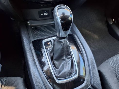 Used 2020 Nissan Rogue Sport S FWD image 24