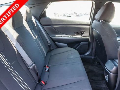 Certified 2025 Hyundai Elantra SEL FWD image 20