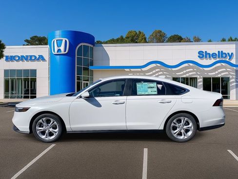 New 2026 Honda Accord LX image 5