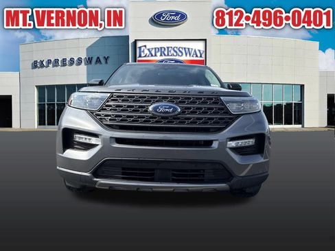 Used 2023 Ford Explorer XLT w/ Equipment Group 202A AWD/4WD image 11